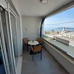 Hola