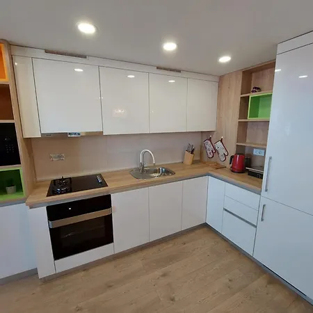 Hola Apartment